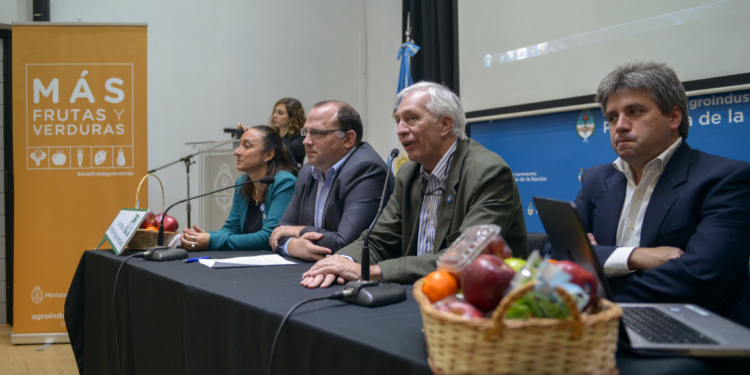 #MásFrutasyVerduras: un hashtag y el cambio profundo de la política