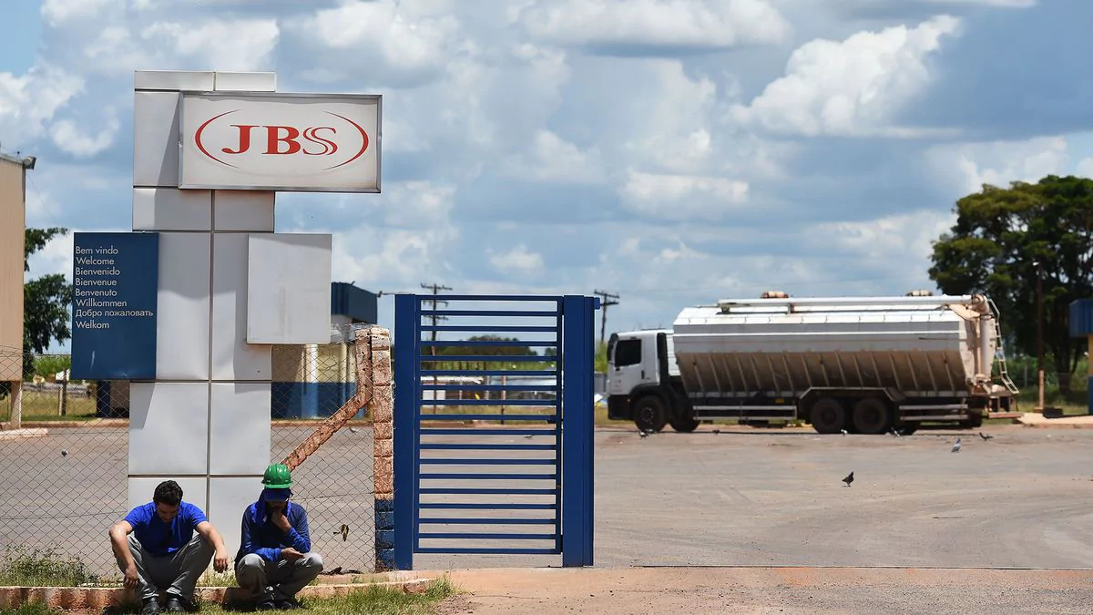 Un juez ordenó a JBS detener la venta del Swift y otros frigoríficos