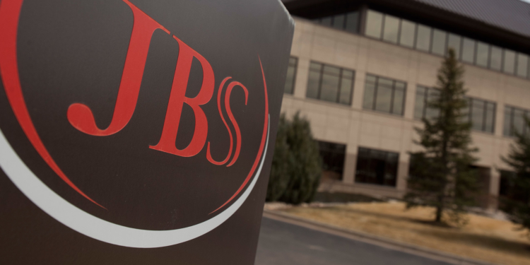 JBS vuelve a fojas cero: vende activos por otros us$ 1.800 millones