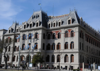 El Gabinete de Agroindustria: ricos y pobres, empresarios y “toyoteros”