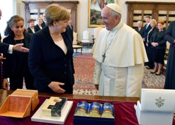 El Papa, la Merkel y el dulce de leche santafesino