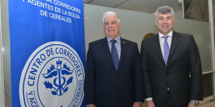 Buryaile pidió mirar también presión fiscal de provincias y municipios