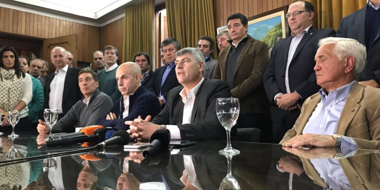 ¿Será esta vez? Firman convenio para mudar el Mercado de Liniers