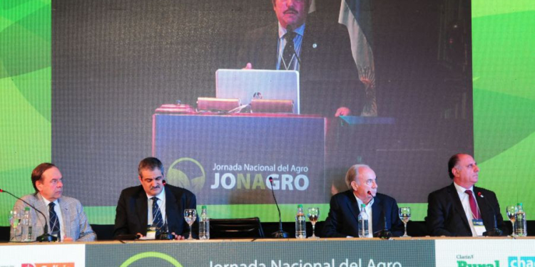 Dardo Chiesa: “La falta de competitividad empieza tranqueras afuera”