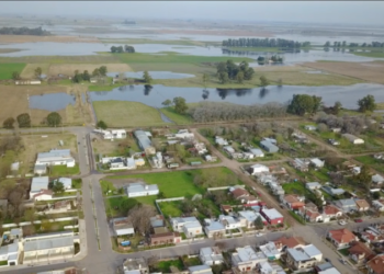 Moira Astudillos: “Están inundando adrede a Mones Cazón, porque no quieren recibir el agua en Pehuajó”