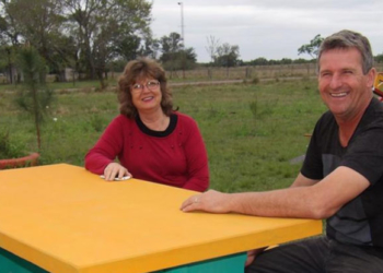 El “candidato cuatrero” que pide que lo voten para dejar de evadir