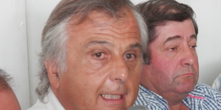 Alberto Larrañaga: “Necesitamos muchos más kilómetros de dragado en el Río Salado”