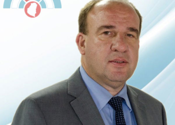 Esteban Vitor: “Entre Ríos tiene 24.000 kilómetros de caminos tierra y 2.300 empleados de Vialidad”