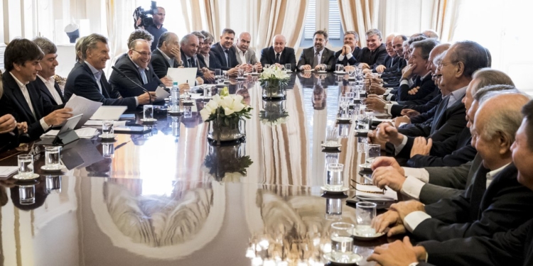 Mesa de las Carnes: autoelogios, una fecha y la gastada promesa de intervenir en cueros