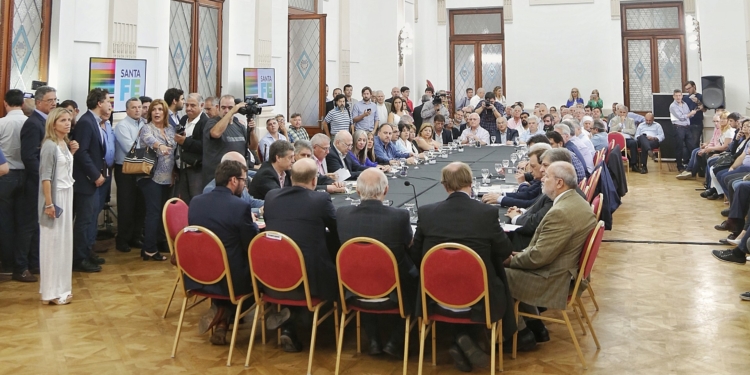 Santa Fe se puso al frente del reclamo de las cooperativas por Ganancias