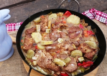 Sabores y Saberes: Una Navidad criolla con bondiola a la cerveza negra en disco de arado