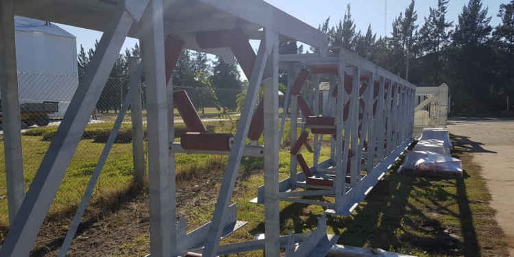 Chiche nuevo para la industria aceitera: la “cinta tubo” debuta en la planta de Renova