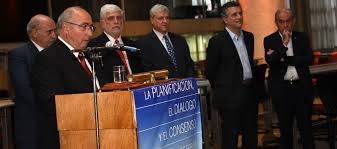 Después de un año de diálogo, hay cuatro puntos de acuerdo para zanjar el debate por las semillas