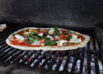 Sabores y Saberes: pizzas a la parrilla en el Festival de Cosquín