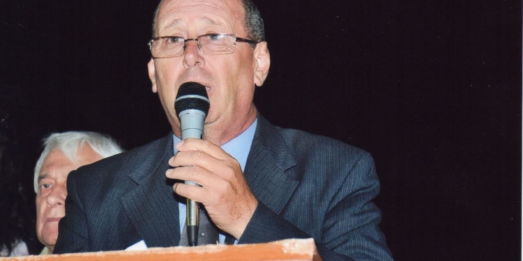 Linder Landra, el tambero que se puso a producir carne Holando para sortear la crisis