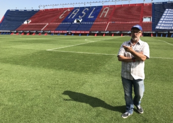 Agro.grafías: Los secretos del ingeniero que cuida las mejores canchas de fútbol