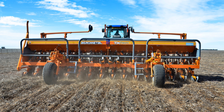 Agro.grafías: La maquinaria agrícola nacional se mueve al ritmo de la siembra directa