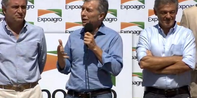 Ministro Etchevehere… ¿Nos explica los anuncios de Macri para el agro?