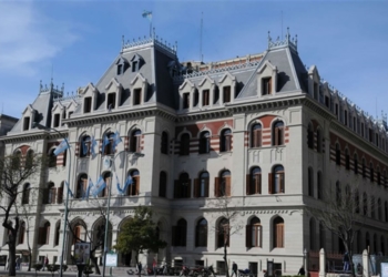 Crónicas Robadas: “Cuatro historias detrás de los despidos en Agricultura Familiar”