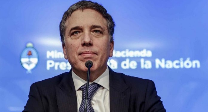 Dujovne sobre el posible freno a retenciones en soja: “Todas las opciones están sobre la mesa”