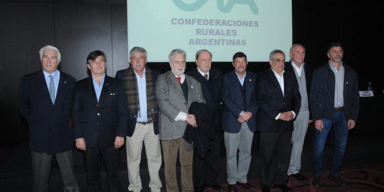 A diez años de la 125: Unidos como ayer, ante amenazas parecidas