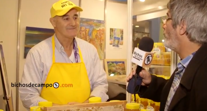 Historias de ingenio: Oscar agregó valor a su miel y triplicó el precio obtenido por kilo