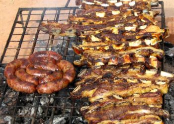 Sabores y saberes: Un asado, ni “party” ni “diet”, junto a Juan Carlos Muñiz