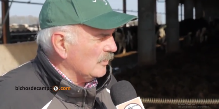 Angel Barrenechea: “Las vacas son como nosotros y producen más si están cómodas y relajadas”