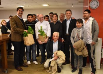 El día que una cooperativa de productores bolivianos llegó a vender su verdura en el hotel Hilton