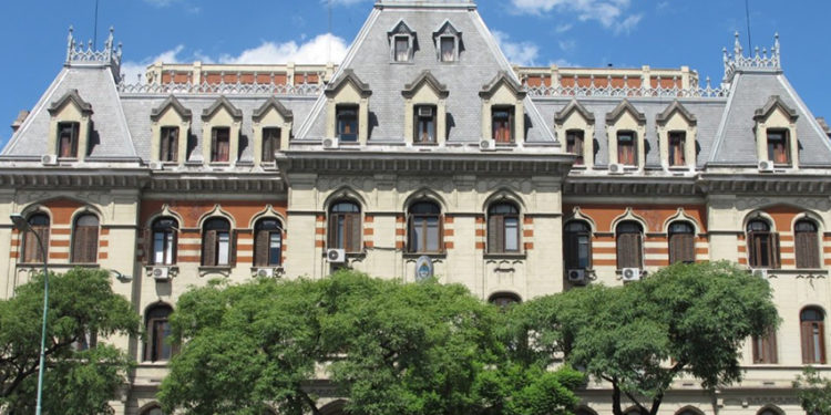 En medio de una fuerte reducción del Gabinete, Agroindustria fue degradada a secretaría