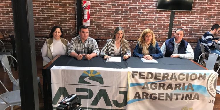 Caminos rurales: Cuando se hable de plata, no confíes en tu intendente