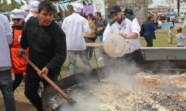 Sabores y saberes: En Moreno se cocina un guiso carrero para 4 mil personas