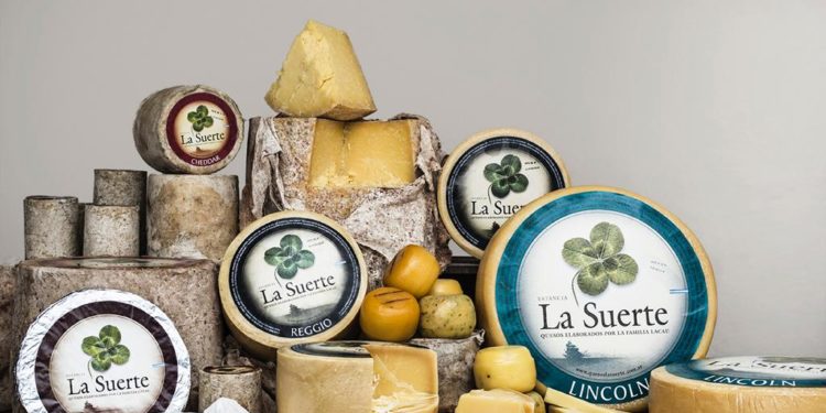 Sabores y saberes: La familia Lacau, su exquisito Brie y la suerte de encontrarnos