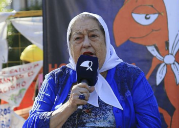 Hebe de Bonafini mira Canal Rural y deplora a los productores: “Ojalá tengan que comer su soja para que luego la caguen día y noche”