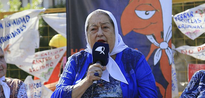 Hebe de Bonafini mira Canal Rural y deplora a los productores: “Ojalá tengan que comer su soja para que luego la caguen día y noche”