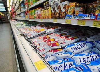 Cayó casi 4% el consumo interno de lácteos. Y eso hasta agosto nomás…