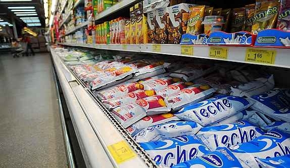 Cayó casi 4% el consumo interno de lácteos. Y eso hasta agosto nomás…