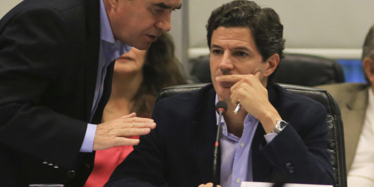 Tras el enojo del agro, el macrismo aceptó moderar el manotazo por Bienes Personales