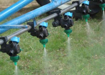 Un centenar de periodistas del agro piden al Estado que informe sobre agroquímicos