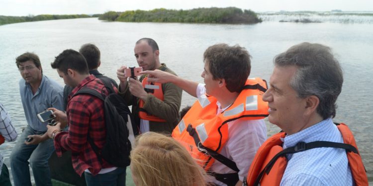 Echevehere fue, miró y afirmó: están avanzando las obras del plan maestro del Río Salado