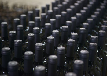 Sabores y saberes: Don Arnaldo y su legado, el vino Yacochuya y aquellas  serenatas a Cafayate