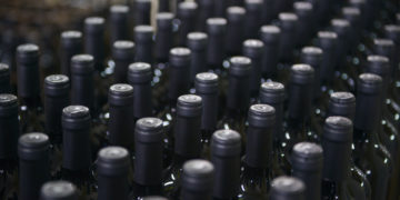 Sabores y saberes: Don Arnaldo y su legado, el vino Yacochuya y aquellas  serenatas a Cafayate