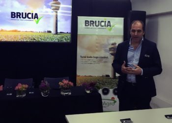 ¿Y dónde está el piloto? Presentaron un herbicida para “casos de emergencia”