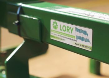 Crónicas robadas: Una cosechadora de té, de Misiones a Kenia