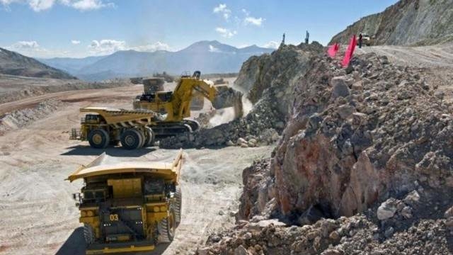En Mendoza vuelve a operar el lobby de las mineras. Y se alistan los tractores…