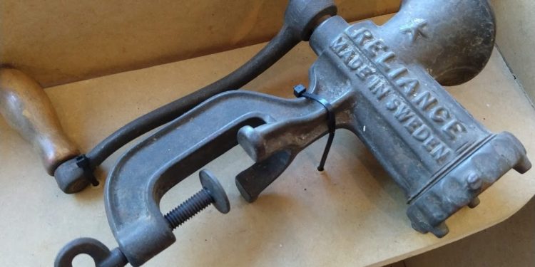 Una picadora de carne: A 15 días de su arranque, ya piden suspender el Remito Electrónico