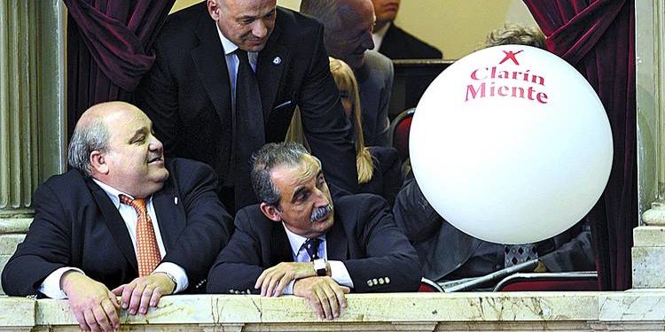 Se presentó una denuncia penal para que se investigue a Ider Peretti y la “secretaría paralela” de Guillermo Moreno