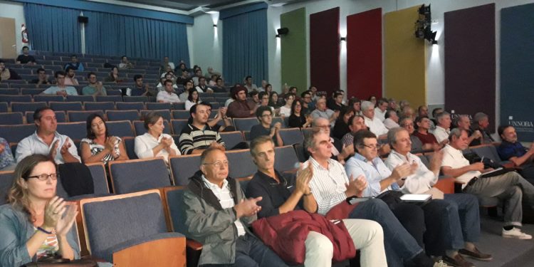 En Pergamino se realizó una cátedra libre, pero para unir en vez de poner etiquetas