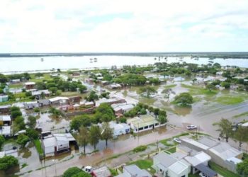 Otra vez sopa: Cayeron 500 milímetros y acá nos tienen de nuevo, mendigando una reunión de emergencia