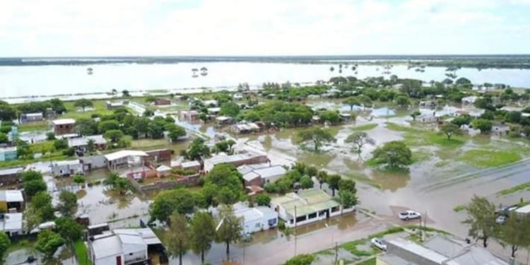 Otra vez sopa: Cayeron 500 milímetros y acá nos tienen de nuevo, mendigando una reunión de emergencia